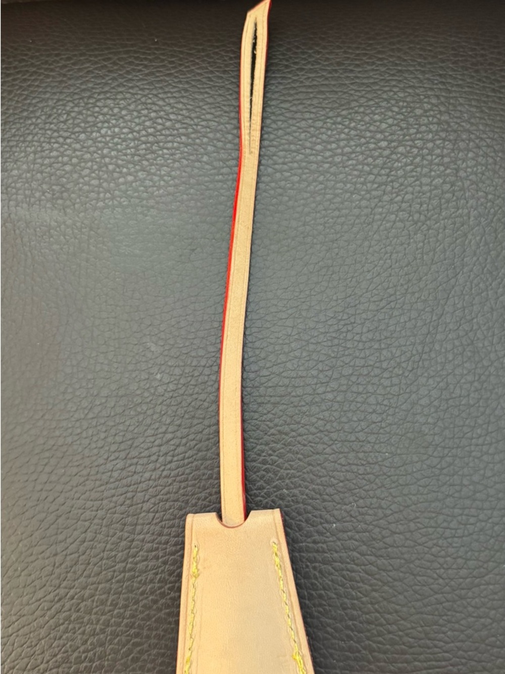 🎉Key Clochette Vachetta Leather
(PRICE DROP)